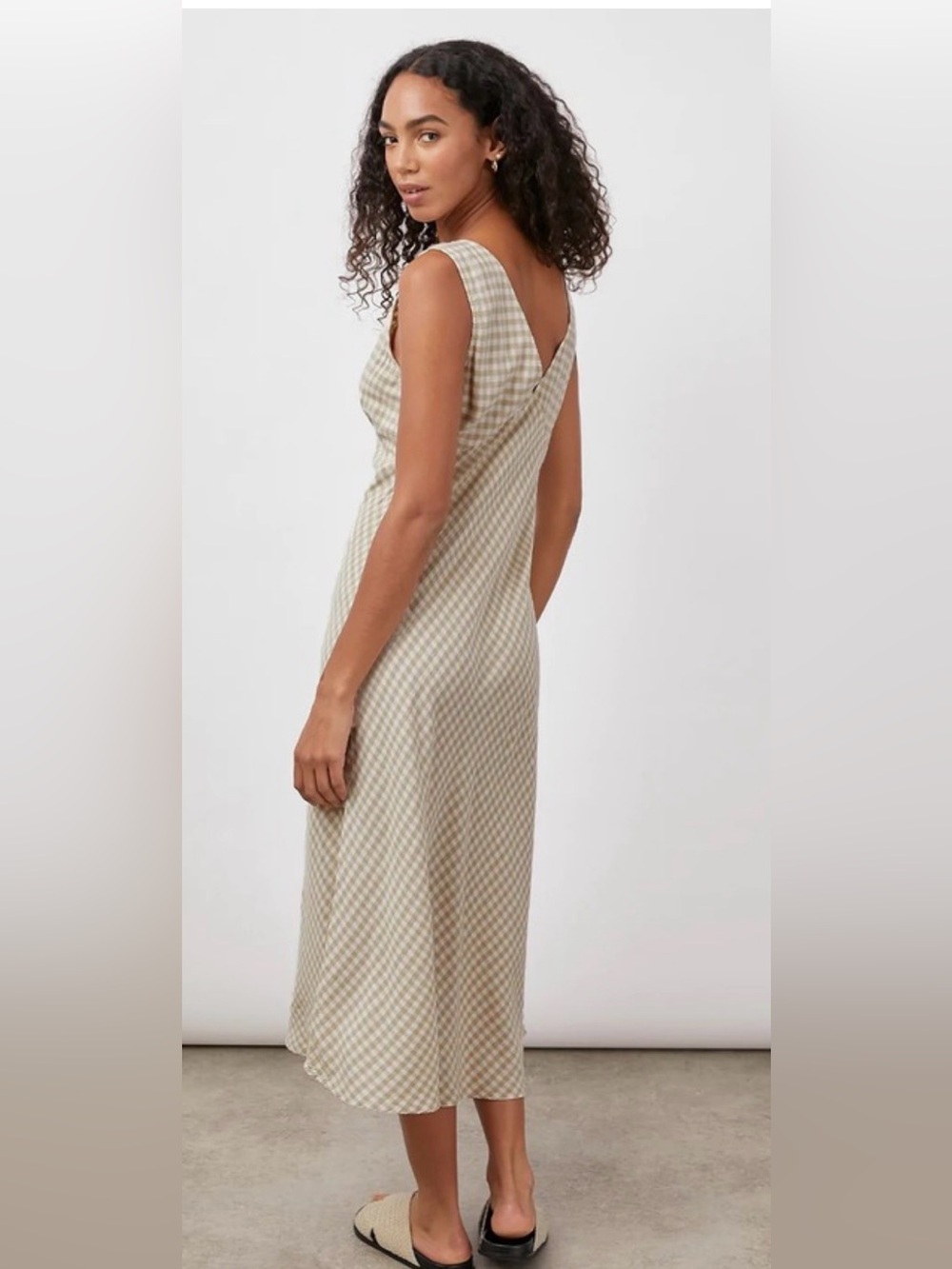 Like new Rails Audrina Dress in Sand Gingham Size XS Sleeveless Midi
